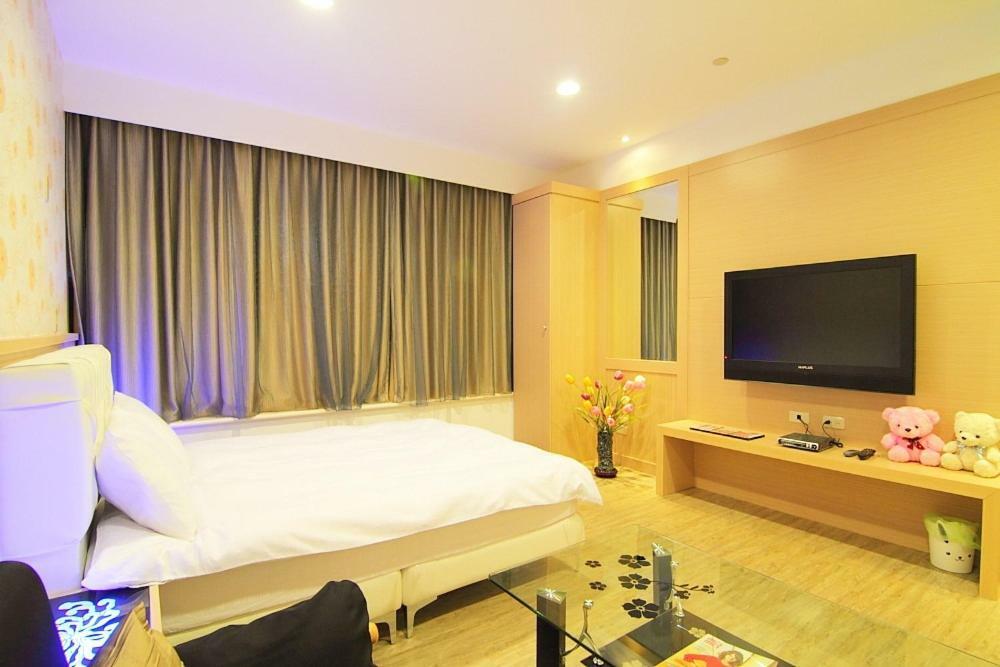 Ferienwohnung 85 Pries Kaohsiung Exterior foto