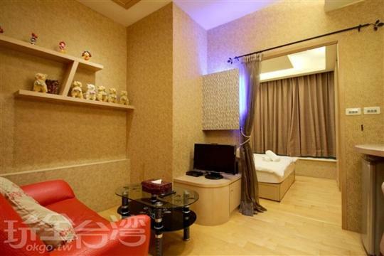 Ferienwohnung 85 Pries Kaohsiung Exterior foto